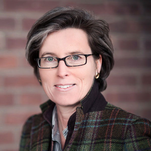Kontakt zu paradaweb passgenaue Software - Christine Finckh Inhaberin